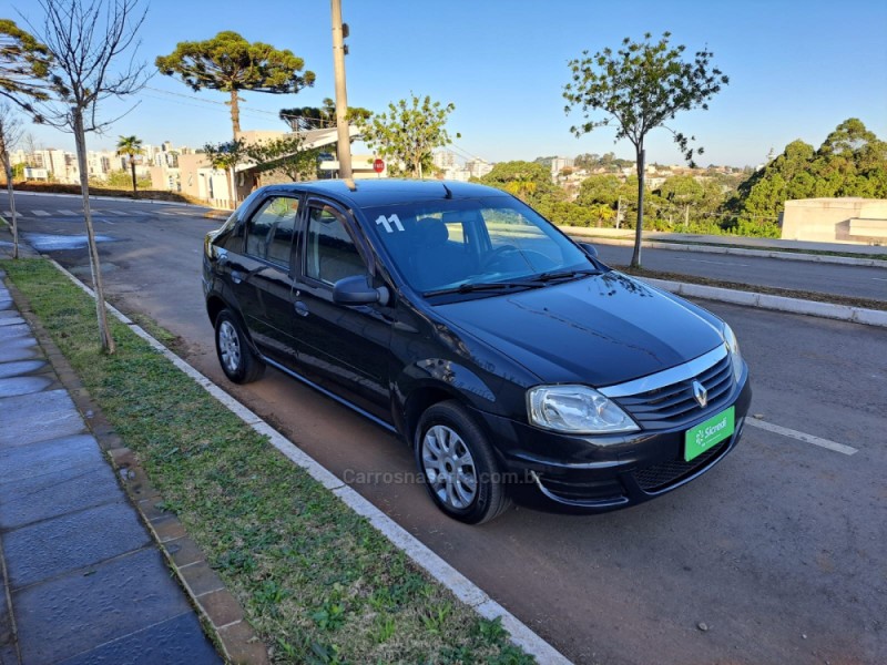 LOGAN 1.0 EXPRESSION 16V FLEX 4P MANUAL - 2011 - VERANóPOLIS