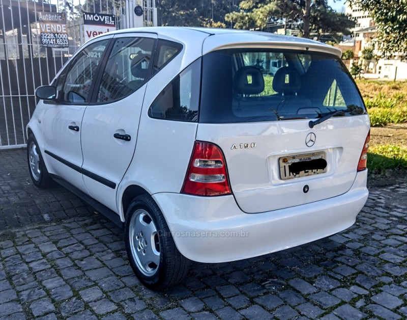 CLASSE A 1.9 190 ELEGANCE GASOLINA 4P AUTOMÁTICO - 2002 - CAXIAS DO SUL