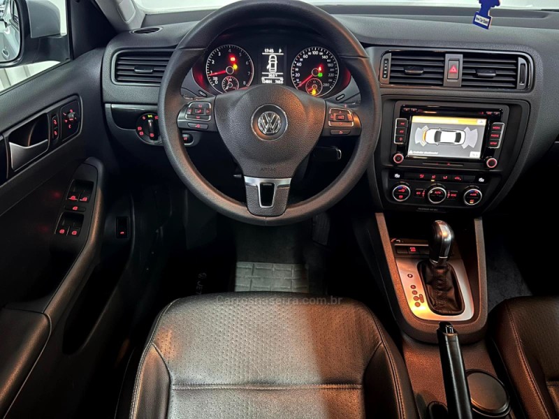 JETTA 2.0 COMFORTLINE FLEX 4P TIPTRONIC - 2014 - NOVO HAMBURGO