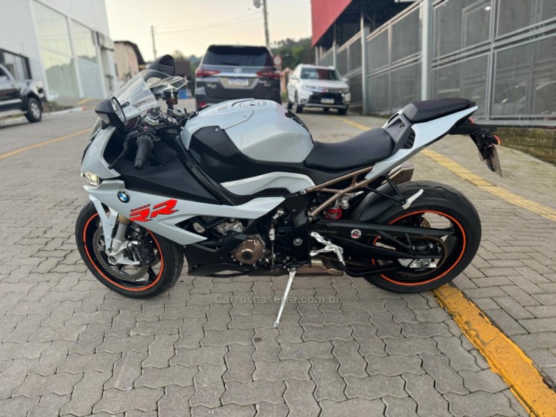 S 1000 RR