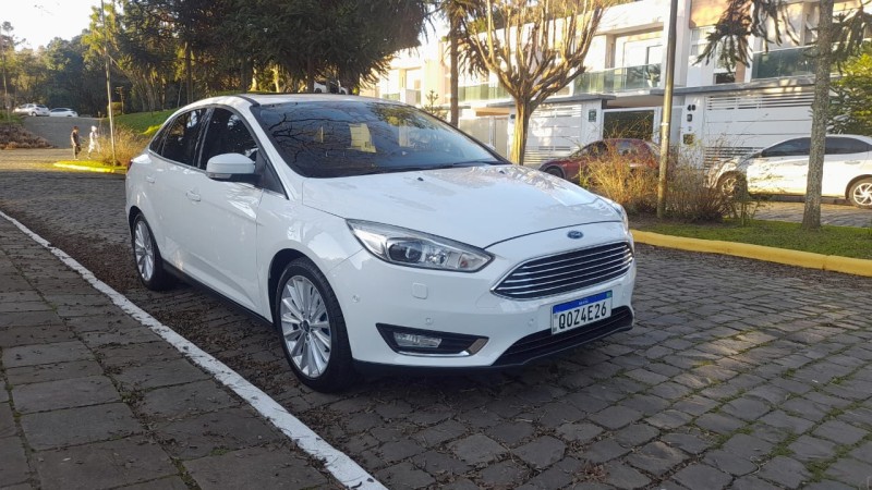 FOCUS 2.0 TITANIUM SEDAN 16V FLEX 4P AUTOMÁTICO - 2019 - FARROUPILHA