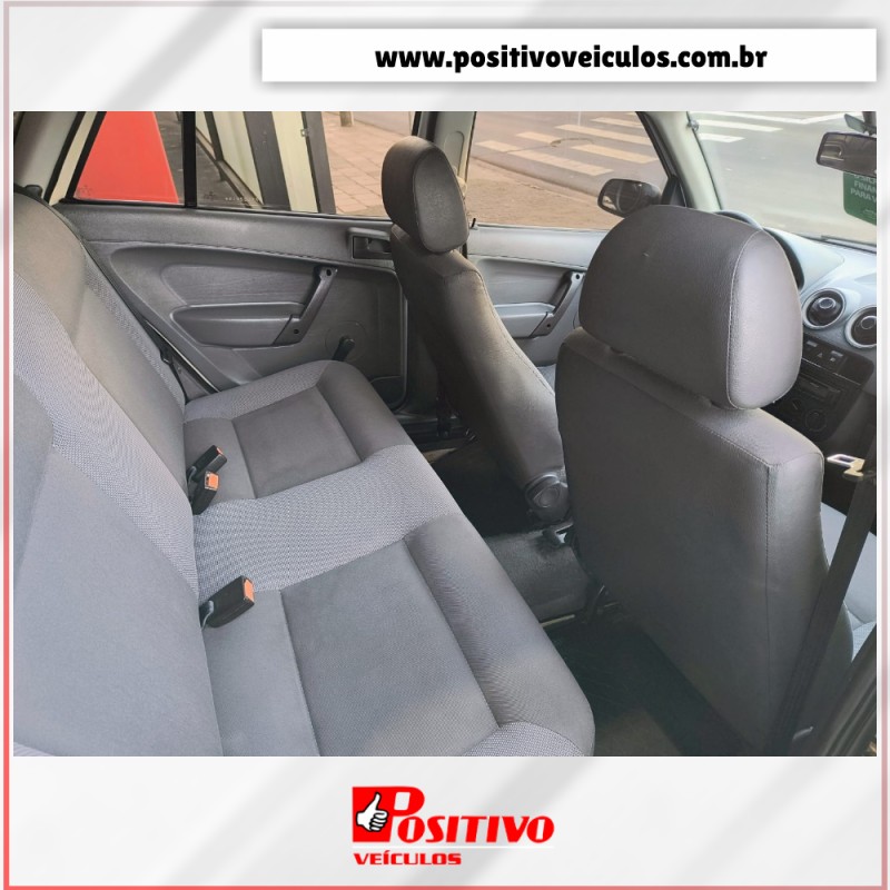 PARATI 1.6 MI PLUS 8V FLEX 4P MANUAL G.IV - 2007 - CAXIAS DO SUL