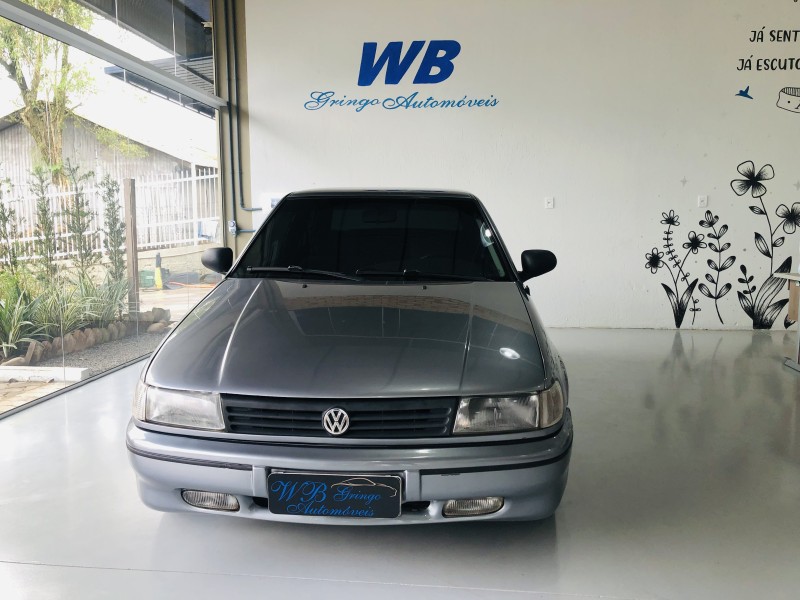 LOGUS 1.8 GLI 8V GASOLINA 2P MANUAL - 1995 - VALE REAL