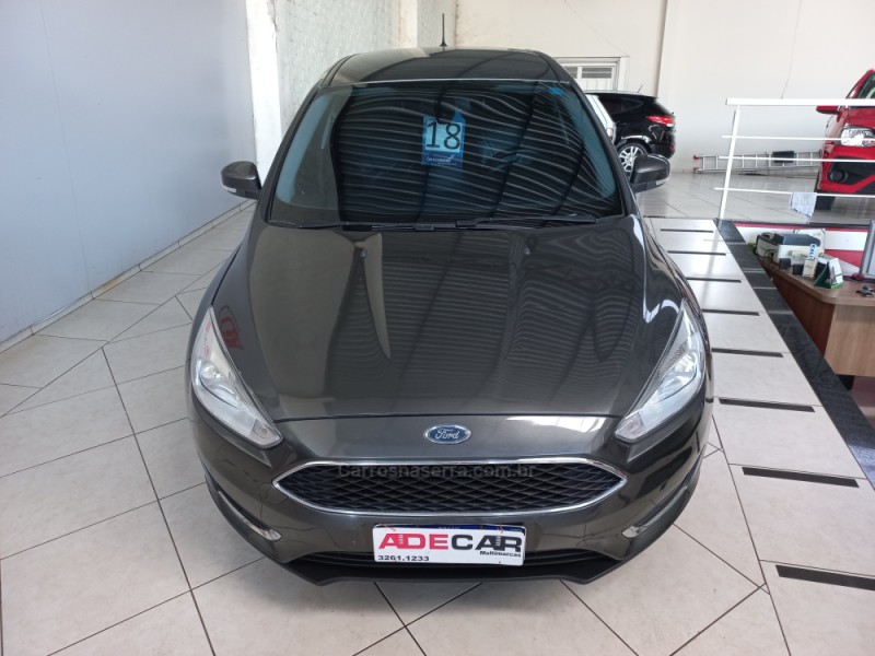 FOCUS 1.6 SE 16V FLEX 4P MANUAL - 2018 - FARROUPILHA