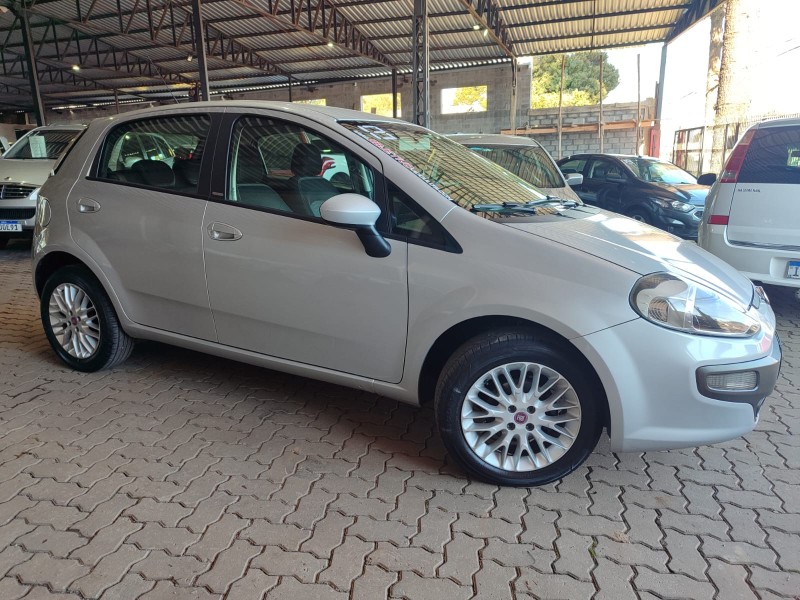 PUNTO 1.6 ESSENCE 16V FLEX 4P AUTOMATIZADO - 2013 - CAXIAS DO SUL