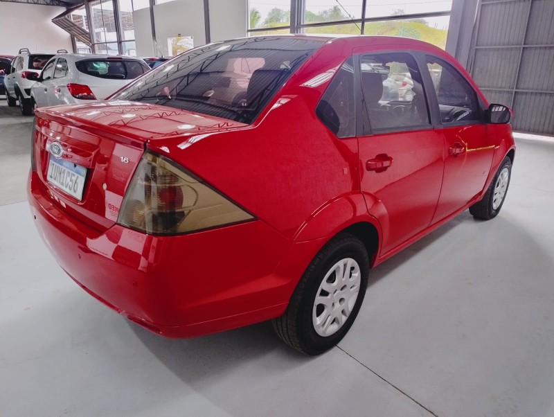 FIESTA 1.6 MPI SEDAN 8V FLEX 4P MANUAL - 2014 - SãO SEBASTIãO DO CAí