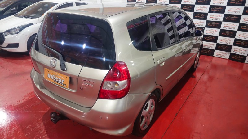 FIT 1.4 LX 8V GASOLINA 4P MANUAL - 2007 - CAXIAS DO SUL