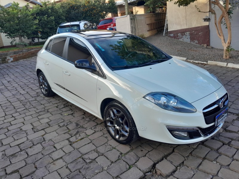 BRAVO 1.8 BLACKMOTION 16V FLEX 4P AUTOMATIZADO - 2016 - NOVA PRATA