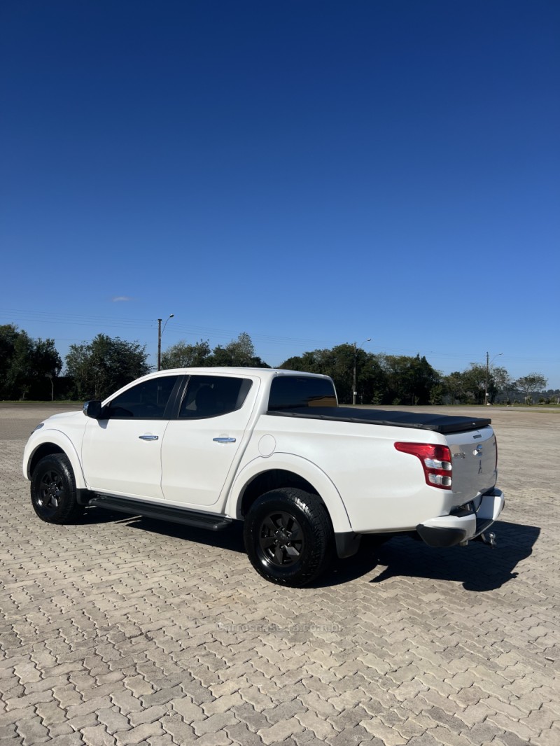 L200 TRITON 2.4 16V TURBO DIESEL SPORT HPE TOP CD 4P 4X4 AUTOMÁTICO - 2019 - ANTôNIO PRADO