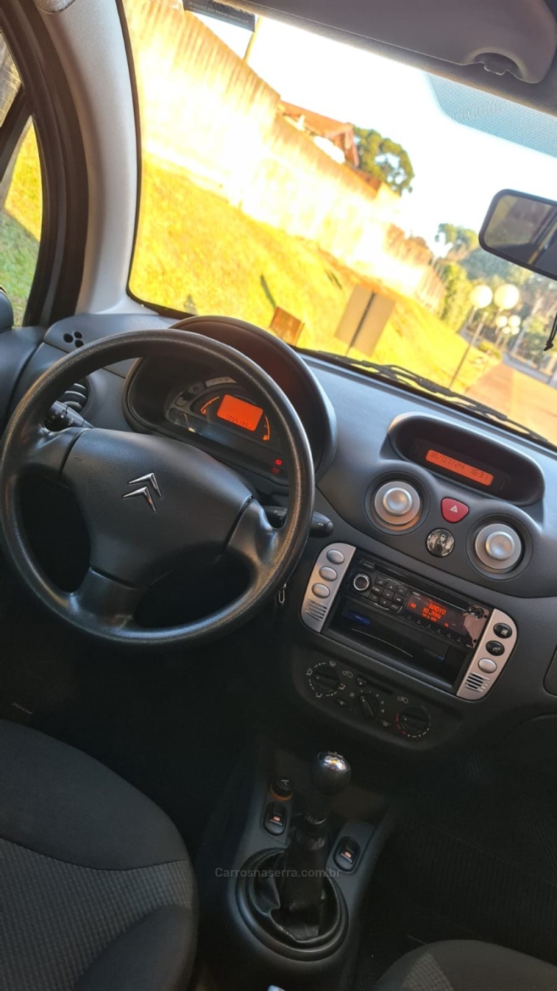 C3 1.4 I GLX 8V GASOLINA 4P MANUAL - 2011 - LAGOA VERMELHA