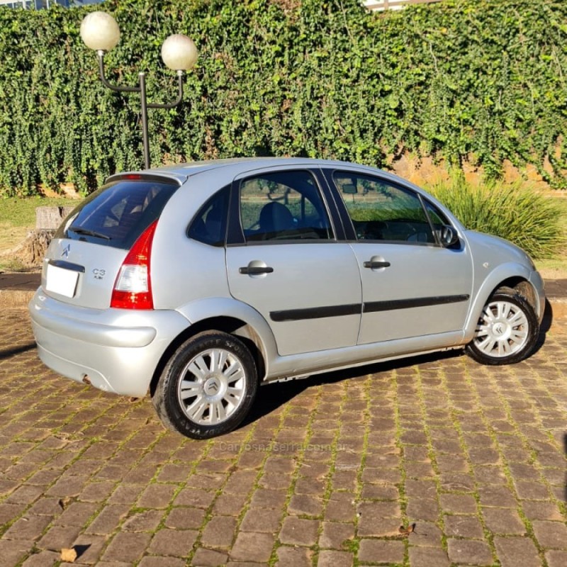 C3 1.4 I GLX 8V GASOLINA 4P MANUAL - 2011 - LAGOA VERMELHA