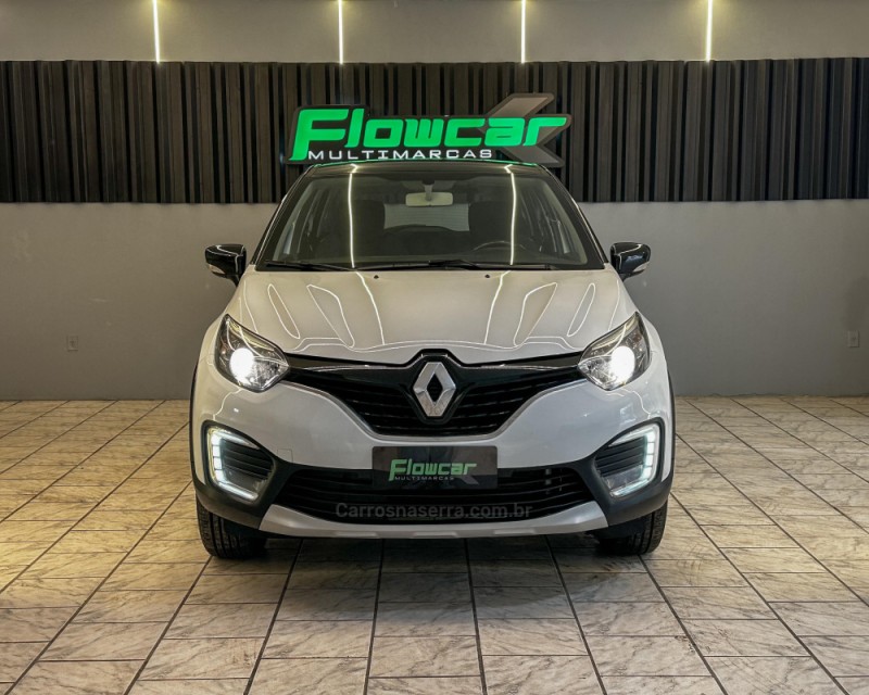 CAPTUR 1.6 LIFE 16V FLEX 4P AUTOMÁTICO - 2019 - CARLOS BARBOSA