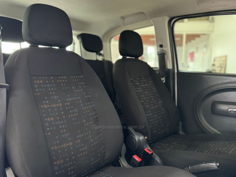 UNO 1.0 EVO VIVACE 8V FLEX 2P MANUAL - 2015 - SãO FRANCISCO DE PAULA