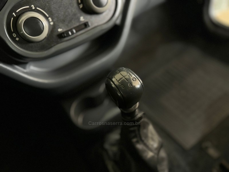 UNO 1.0 EVO VIVACE 8V FLEX 2P MANUAL - 2015 - SãO FRANCISCO DE PAULA