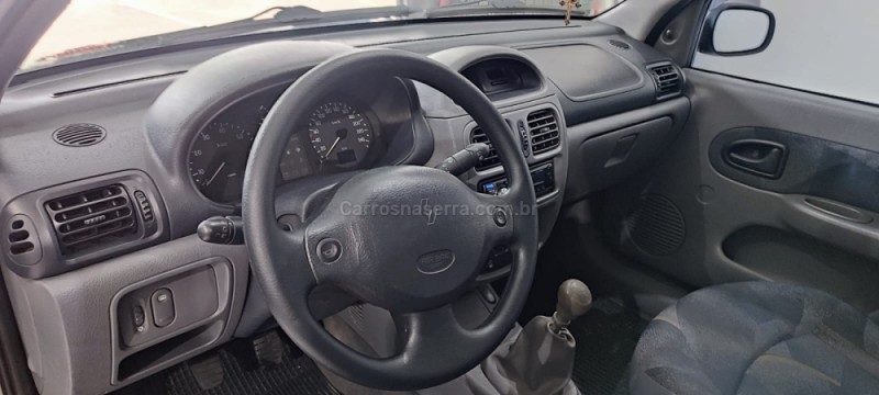 CLIO 1.0 RN 16V GASOLINA 4P MANUAL - 2003 - NOVO HAMBURGO