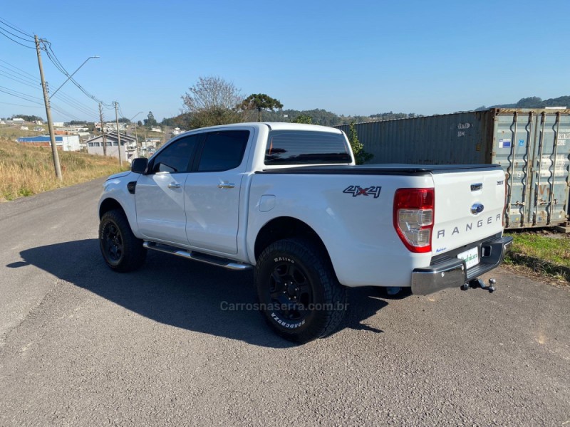 RANGER 3.2 XLT 4X4 CD 20V DIESEL 4P AUTOMÁTICO - 2017 - FLORES DA CUNHA