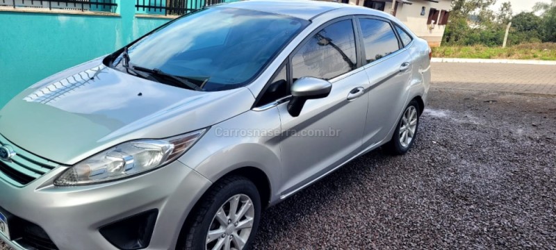 FIESTA 1.6 SE SEDAN 16V FLEX 4P MANUAL