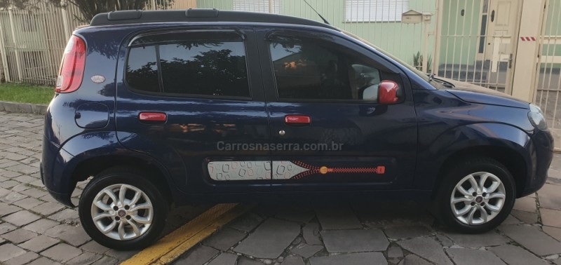 UNO 1.0 EVO VIVACE 8V FLEX 4P MANUAL - 2014 - CAXIAS DO SUL