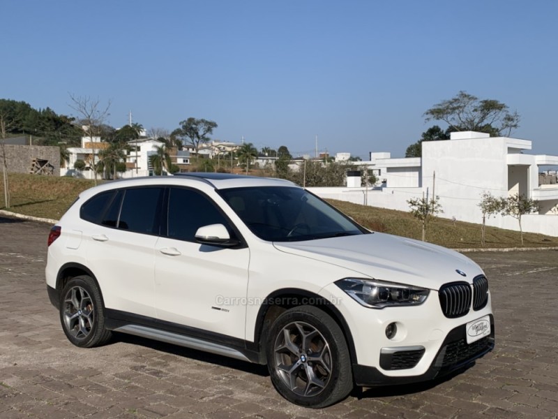 X1 2.0 16V TURBO ACTIVEFLEX SDRIVE20I X-LINE 4P AUTOMÁTICO - 2017 - GUAPORé