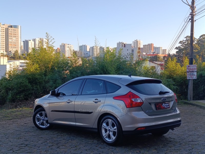 FOCUS 1.6 S HATCH 16V FLEX 4P AUTOMÁTICO - 2015 - CAXIAS DO SUL