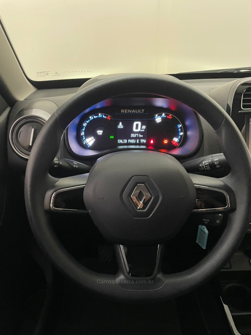 KWID 1.0 12V OUTSIDER FLEX 4P MANUAL - 2023 - NOVO HAMBURGO