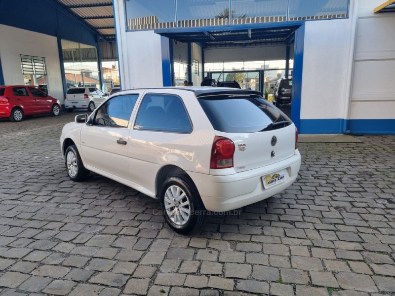 GOL 1.0 MI 8V FLEX 2P MANUAL G.IV - 2011 - VACARIA