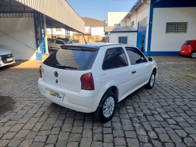 GOL 1.0 MI 8V FLEX 2P MANUAL G.IV - 2011 - VACARIA