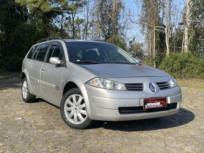 MÉGANE 1.6 DYNAMIQUE 16V FLEX 4P MANUAL - 2011 - CAXIAS DO SUL