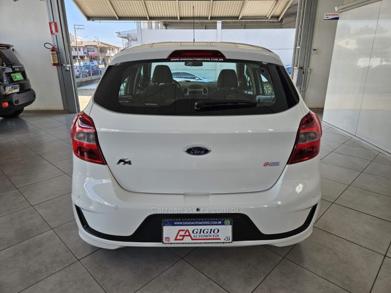 KA 1.0 SE 12V FLEX 4P MANUAL - 2019 - TAPEJARA