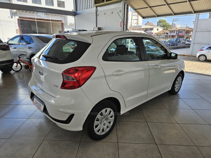 KA 1.0 SE 12V FLEX 4P MANUAL - 2019 - TAPEJARA