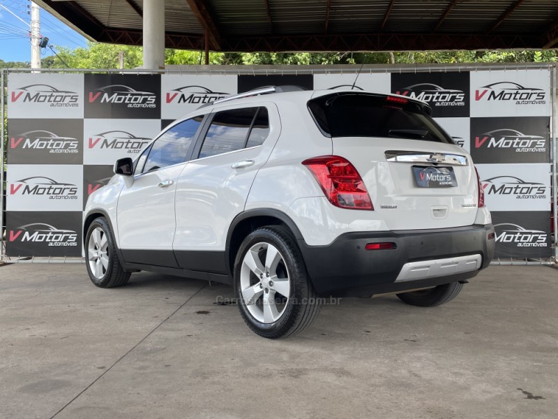 TRACKER 1.8 MPFI LTZ 4X2 16V FLEX 4P AUTOMÁTICO - 2014 - PAROBé