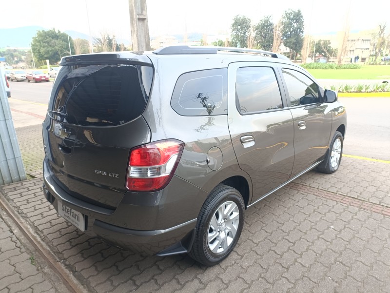 SPIN 1.8 LTZ 8V FLEX 4P AUTOMÁTICO - 2013 - BOM PRINCíPIO