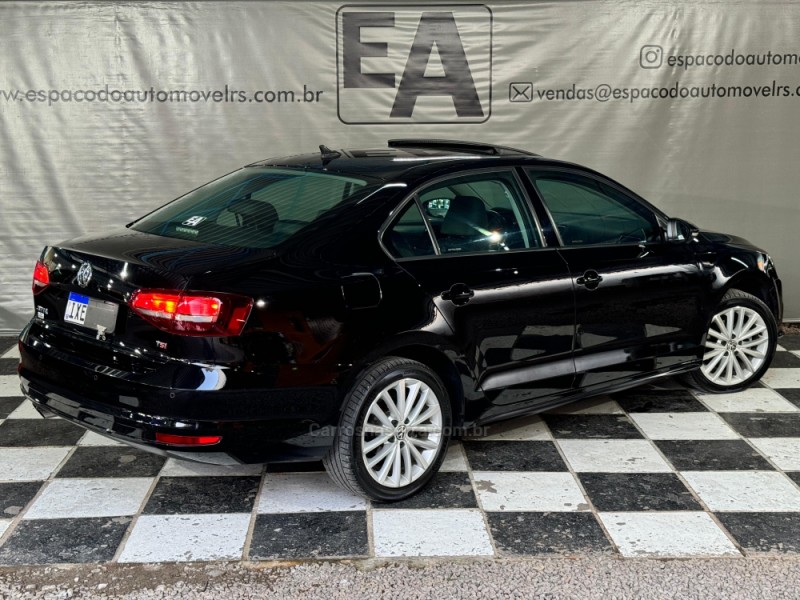 JETTA 1.4 16V TSI COMFORTLINE FLEX 4P TIPTRONIC - 2016 - NOVA PRATA