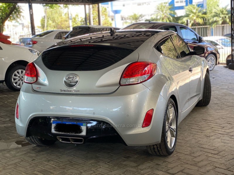 VELOSTER 1.6 16V GASOLINA 3P AUTOMÁTICO - 2013 - PAROBé