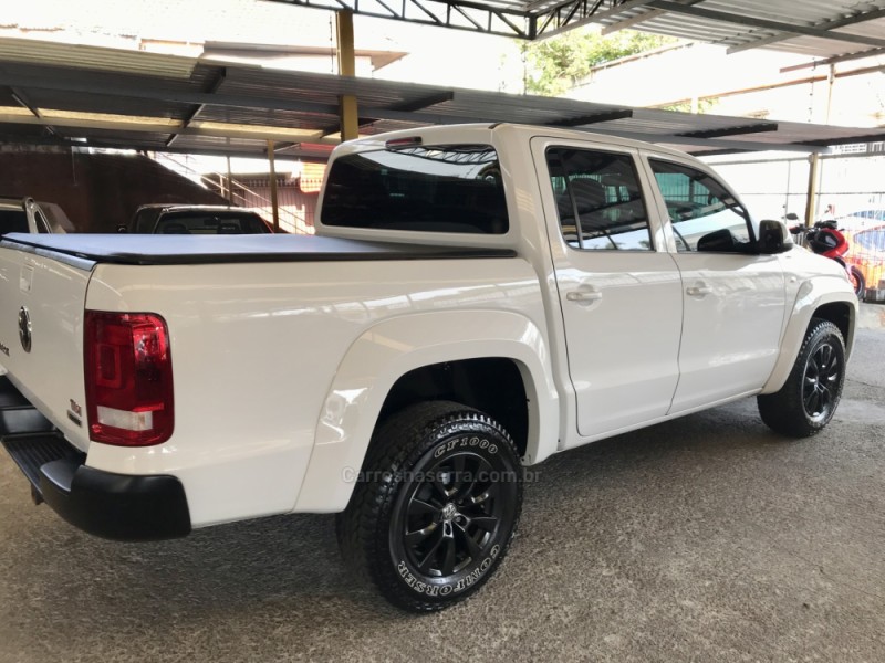 AMAROK 2.0 TRENDLINE 4X4 CD 16V TURBO INTERCOOLER DIESEL 4P AUTOMÁTICO - 2018 - CAXIAS DO SUL