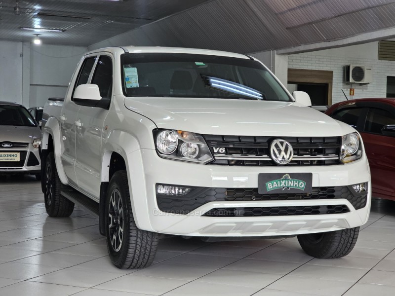 AMAROK 3.0 V6 TDI COMFORTLINE CD DIESEL 4MOTION 4P AUTOMÁTICO - 2023 - SAPUCAIA DO SUL