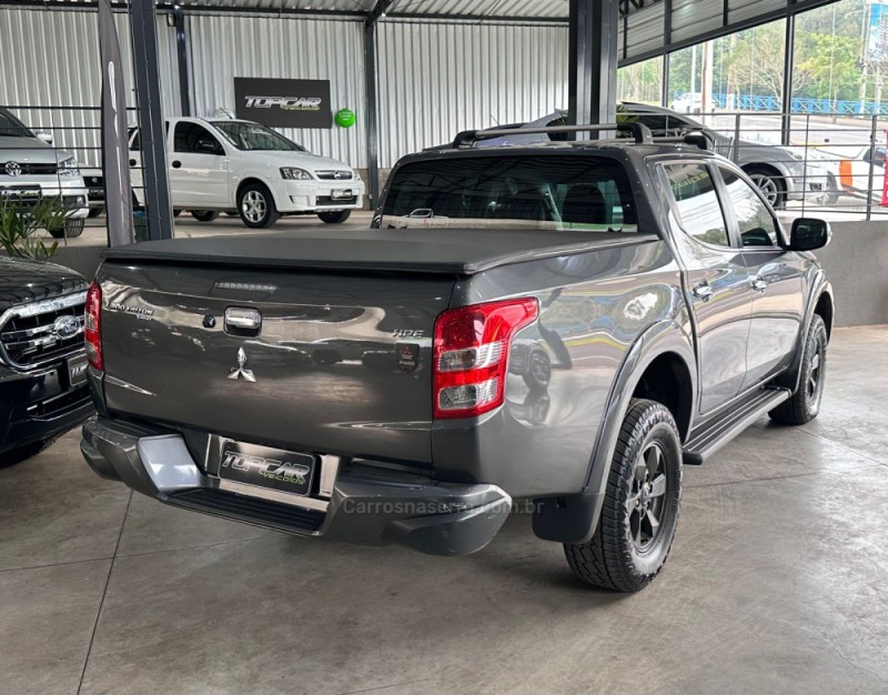 L200 TRITON 2.4 HPE-S SPORT 4X4 CD 16V DIESEL 4P AUTOMÁTICO - 2017 - CAMPO BOM