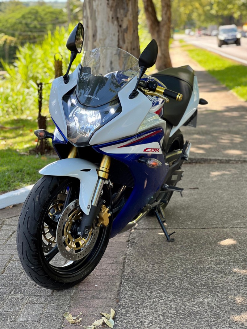 CBR 600F  - 2014 - ESTâNCIA VELHA