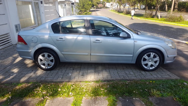 VECTRA 2.0 MPFI ELEGANCE 8V 140CV FLEX 4P AUTOMÁTICO - 2007 - FARROUPILHA