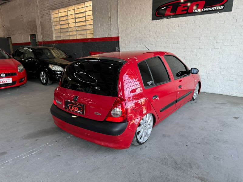 CLIO 1.0 AUTHENTIQUE 16V HI-FLEX 4P MANUAL - 2004 - CAXIAS DO SUL