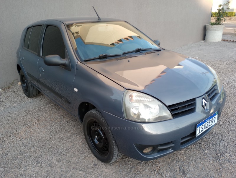 CLIO 1.0 CAMPUS 16V FLEX 4P MANUAL - 2011 - FLORES DA CUNHA