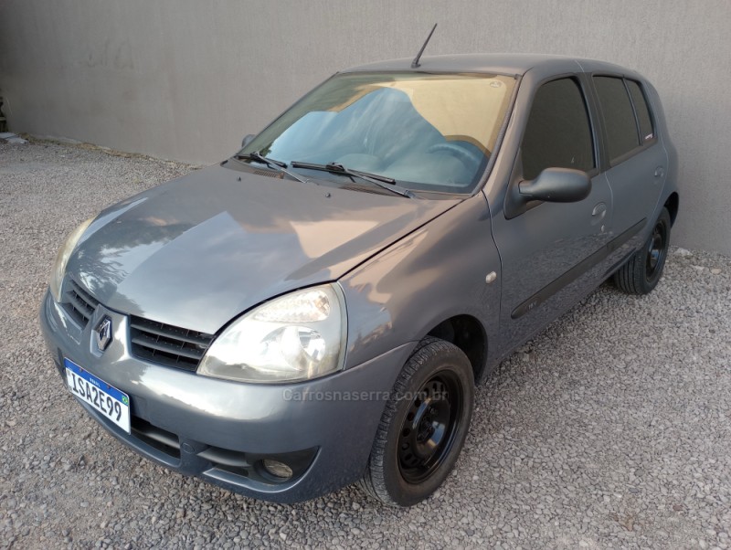 CLIO 1.0 CAMPUS 16V FLEX 4P MANUAL - 2011 - FLORES DA CUNHA