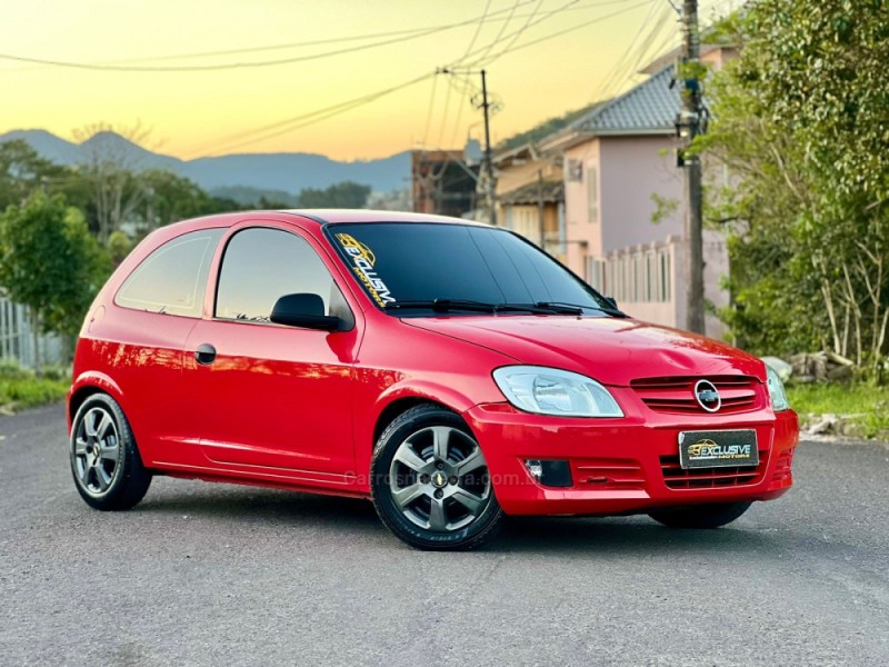 CELTA 1.0 MPFI LIFE 8V FLEX 2P MANUAL - 2009 - PAROBé