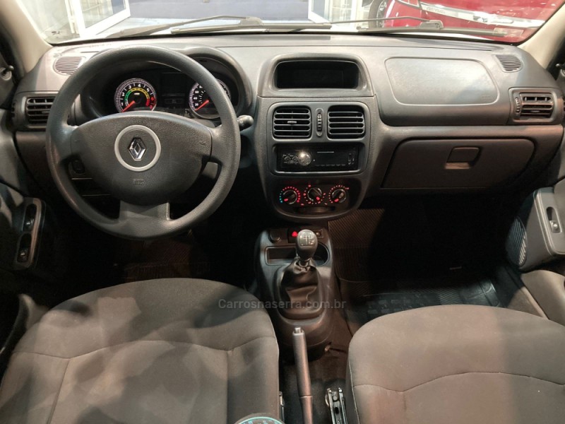 CLIO 1.0 EXPRESSION 8V GASOLINA 4P MANUAL - 2016 - ANTôNIO PRADO