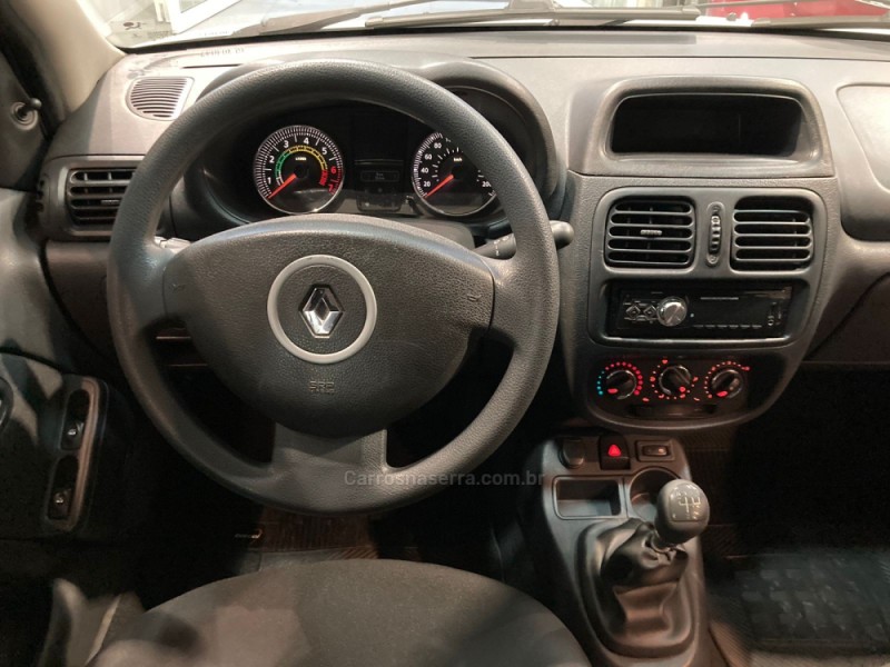 CLIO 1.0 EXPRESSION 8V GASOLINA 4P MANUAL - 2016 - ANTôNIO PRADO