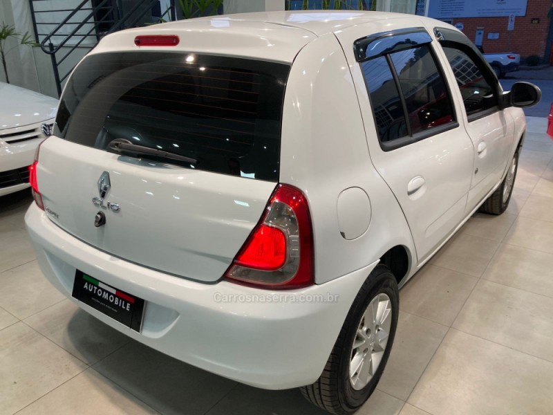 CLIO 1.0 EXPRESSION 8V GASOLINA 4P MANUAL - 2016 - ANTôNIO PRADO