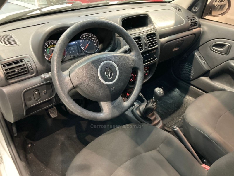 CLIO 1.0 EXPRESSION 8V GASOLINA 4P MANUAL - 2016 - ANTôNIO PRADO