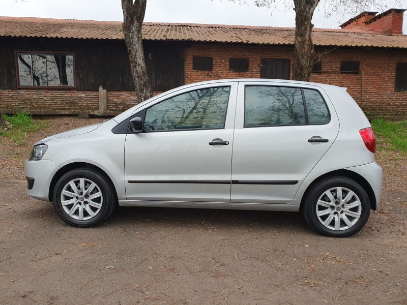 FOX 1.0 ITREND 8V FLEX 4P MANUAL - 2010 - VENâNCIO AIRES