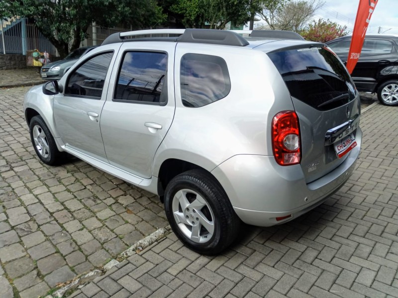 DUSTER 1.6 DYNAMIQUE 4X2 16V FLEX 4P MANUAL - 2013 - CAXIAS DO SUL