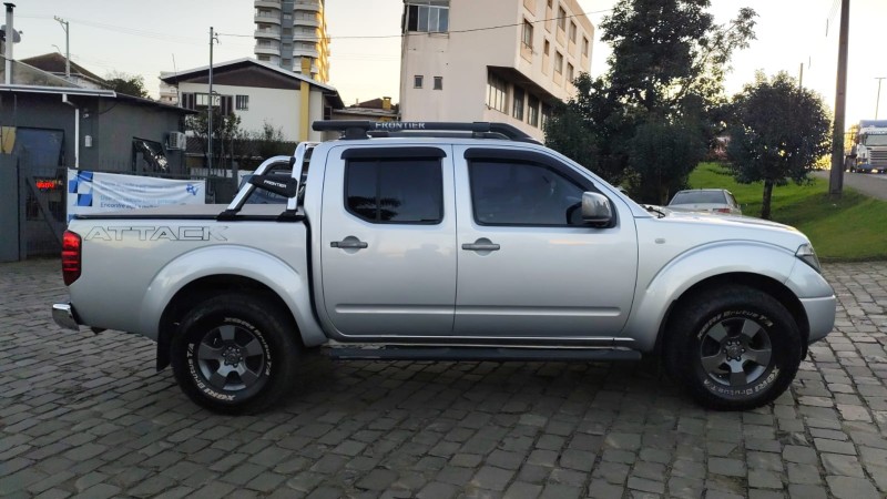 FRONTIER 2.5 SE ATTACK 4X4 CD TURBO ELETRONIC DIESEL 4P MANUAL - 2013 - FARROUPILHA